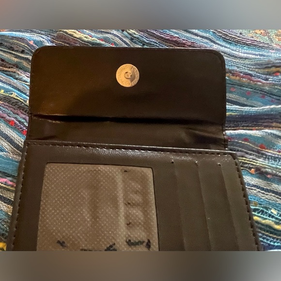 Sparkly purple and cream wallet. Measures approximately 6 x 4”. New without tags - Picture 10 of 12